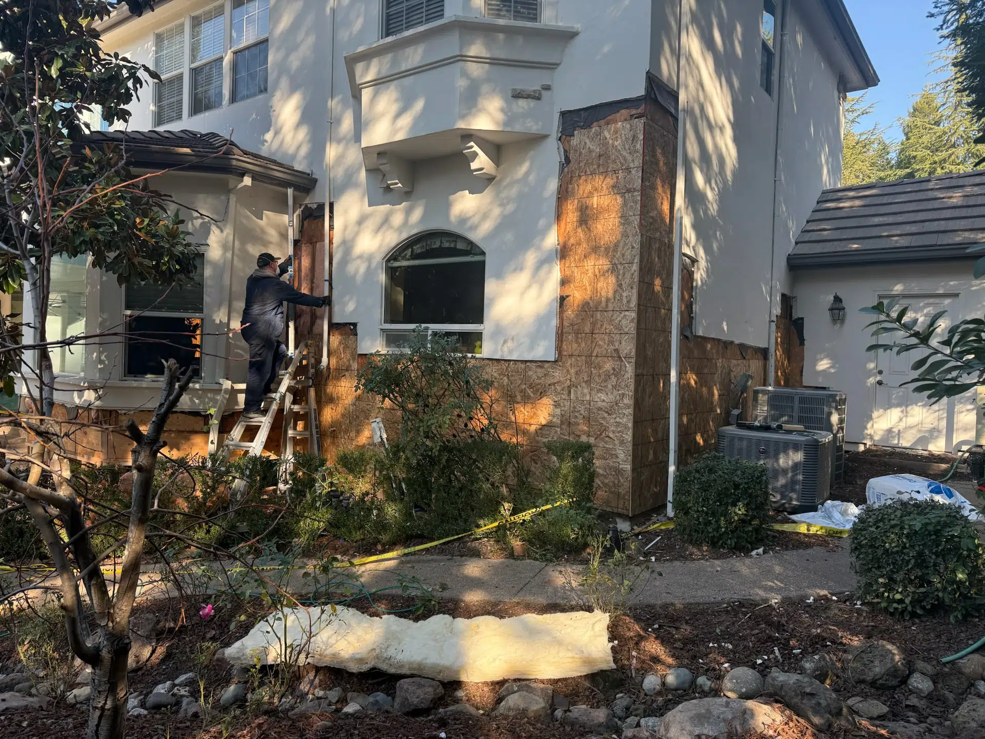 Wood Rot Around Windows and Doors: What to Check